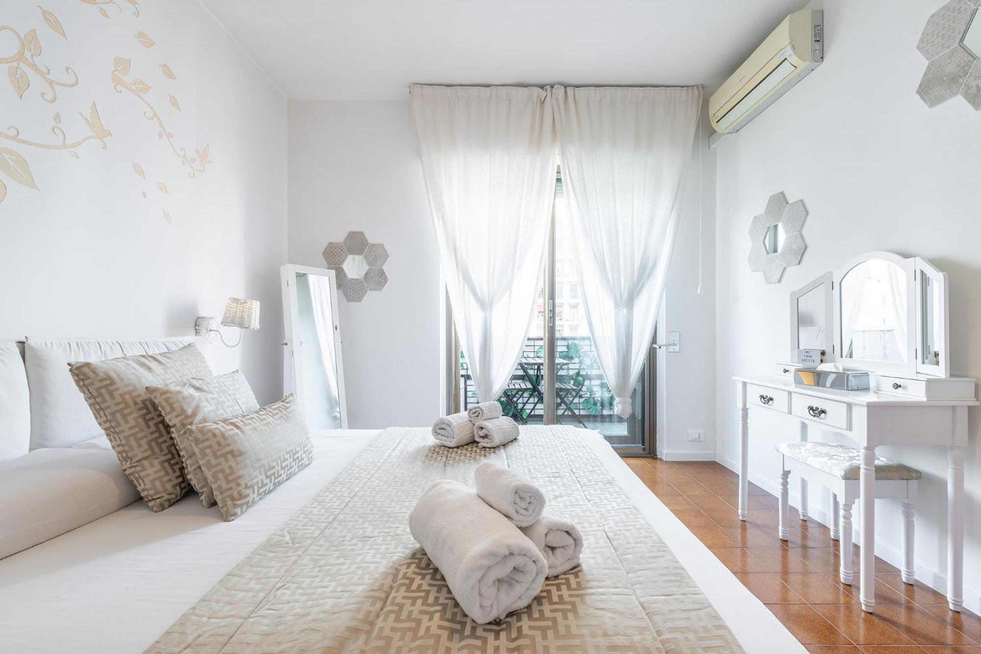 Adelsa'S Home Cagliari Bagian luar foto